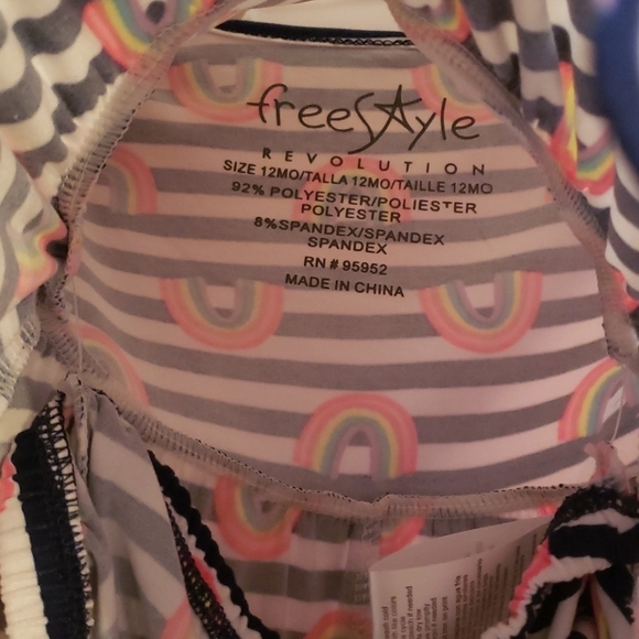 12 MO babygirl 2-Pack Long Sleeved Dresses - Picture 5 of 10